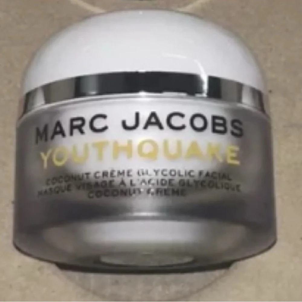 BUNDLE MARC JACOBS YOUTHQUAKE JOAH LIP OIL BUBBLY TATCHA WATER CREAM